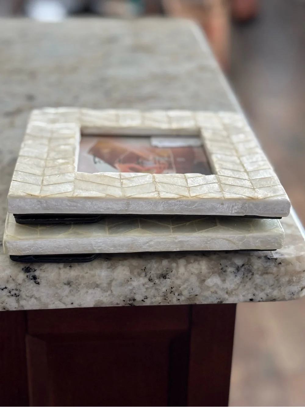 NEW PAIR Of 4x4 Photo Frames Nicole Miller Pearly Capiz Shell White Philippines